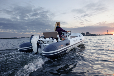 Mercury Marine lance les moteurs hors-bord électriques Avator™ 20e et 35e