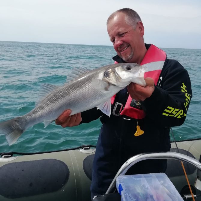 Yannick DESLANDES - Guide de pêche en Mer 